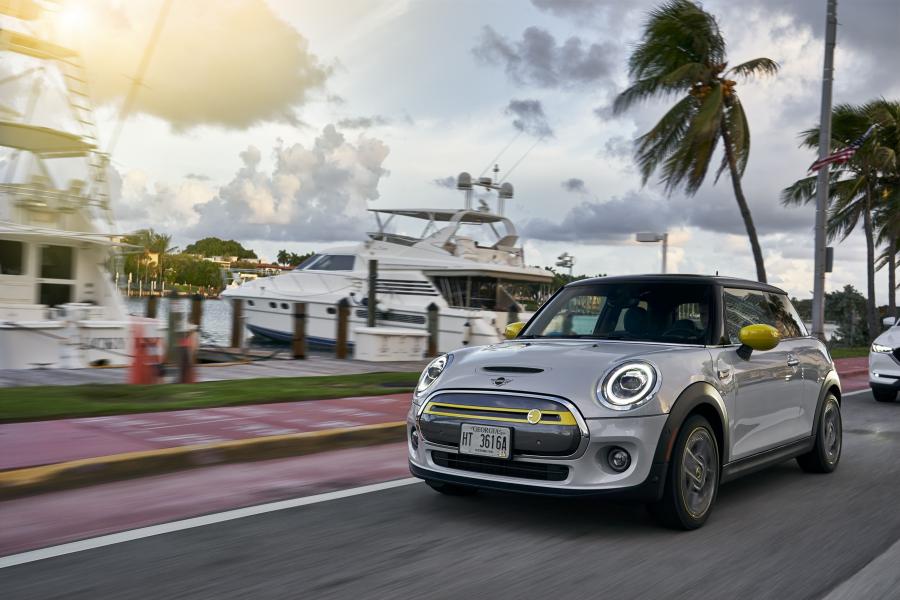  Mini Cooper SE (F56) 2020 года  (NA) (фото 19 из 342)